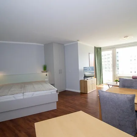 Lord Nelson 417 Apartment